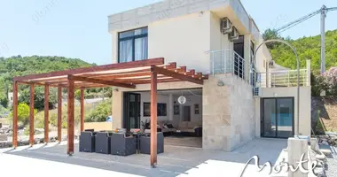 Villa 4 chambres avec Vue sur la mer, avec Garage dans Tivat, Monténégro