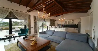 Villa 4 chambres avec parkovka parking, avec Vue sur la mer, avec Piscine dans Dagbelen, Turquie