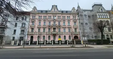Revenue house 2 000 m² in Riga, Latvia