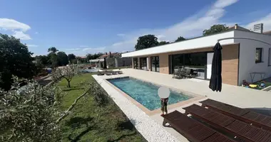 Villa 5 bedrooms in Rabac, Croatia