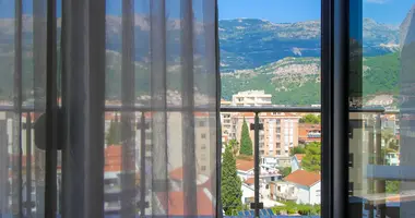 Apartamento 2 habitaciones en Budva, Montenegro