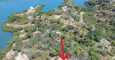 3 bedroom house in Roatan, Honduras