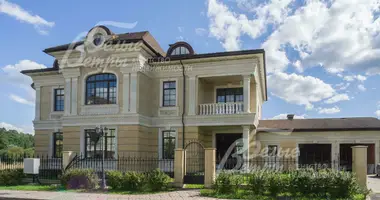 7 room house in poselenie Krasnopahorskoe, Russia