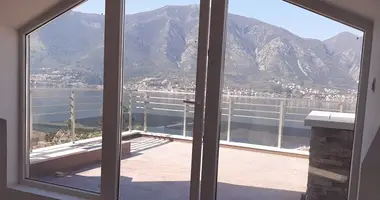 2 bedroom apartment in Dobrota, Montenegro