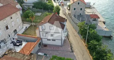 Casa 4 habitaciones en Stoliv, Montenegro