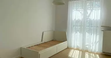 Квартира 3 комнаты в Варшава, Польша