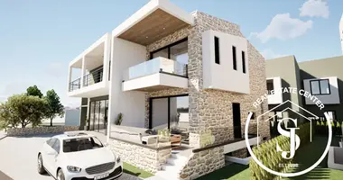 Townhouse 4 bedrooms in Pefkochori, Greece