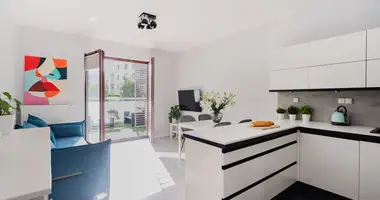 Apartamento 3 habitaciones en Varsovia, Polonia