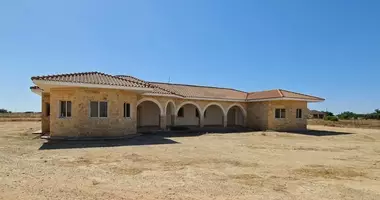 Dom 4 pokoi w Frenaros, Cyprus