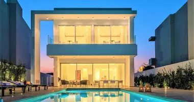 5 bedroom house in Paralimni, Cyprus