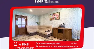 Wohnung 4 Zimmer in Soligorsk, Weißrussland