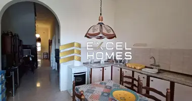 Townhouse 4 bedrooms in Birzebbugia, Malta