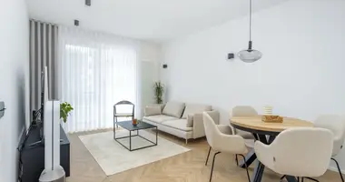 Commercial property 50 m² in Warsaw, Poland