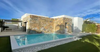 Casa 3 habitaciones en Orihuela, España