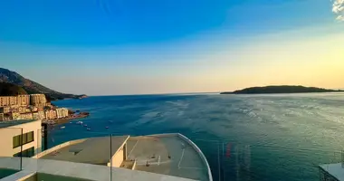 3 bedroom apartment in Rafailovici, Montenegro
