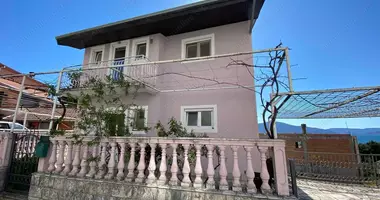 Villa 3 bedrooms with Sea view, with Garage in Tivat, Montenegro