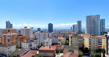 Wohnung 4 zimmer in Kartal, Türkei