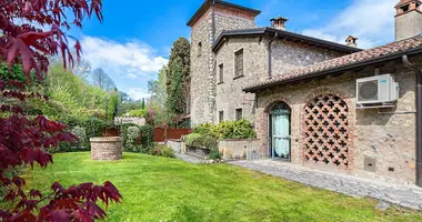 Mieszkanie 3 pokoi w Desenzano del Garda, Włochy