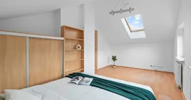 Apartamento 3 habitaciones en Varsovia, Polonia