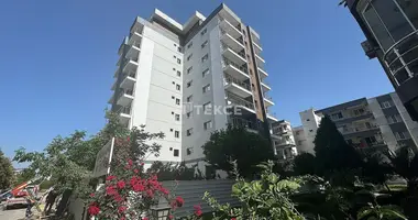 Квартира 4 комнаты в Bayrakli, Турция