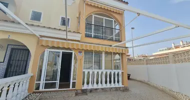 Reihenhaus  mit Balkon, mit Möbliert, mit Terrasse in Torrevieja, Spanien