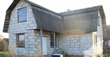 Casa en Vialikija Matykaly, Bielorrusia