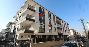 Mieszkanie 2 pokoi z balkon, z parking, z z renowacją w Sincan, Turcja