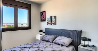 Villa 3 bedrooms with parking, with Furnitured, with Air conditioner in Torrevieja, Spain