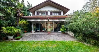 Villa 5 zimmer in Desenzano del Garda, Italien