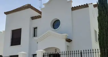 Villa 3 bedrooms in Estepona, Spain
