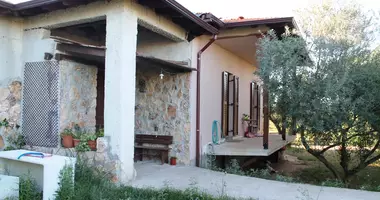 Ferienhaus 5 Zimmer in Mesimeri, Griechenland