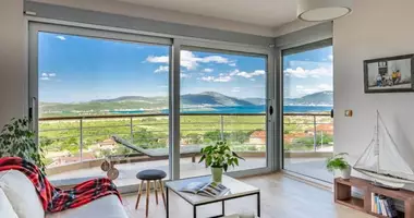 Wohnung 3 Schlafzimmer in Gradiosnica, Montenegro