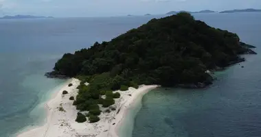 Grundstück in Riauinseln, Indonesien