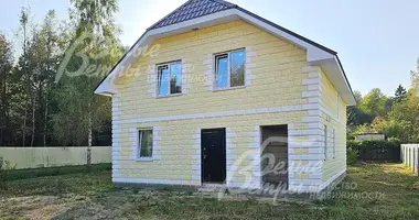 6 room house in poselenie Desenovskoe, Russia