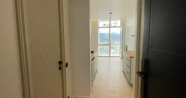Apartamento 2 habitaciones con acristalamiento con cámara, con balcón, con ascensor en Batumi, Georgia