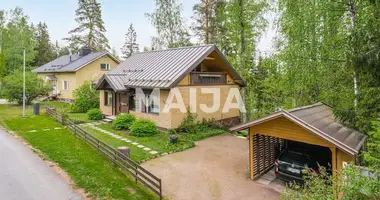 Dom 6 pokojów w Riihimaki, Finlandia