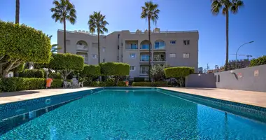 4 bedroom apartment in Agios Tychonas, Cyprus