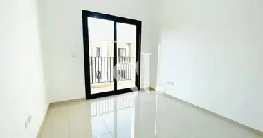 Szeregowiec  z Balkon, z Ochrona, z Siłownia w Sharjah Emirate, Emiraty Arabskie