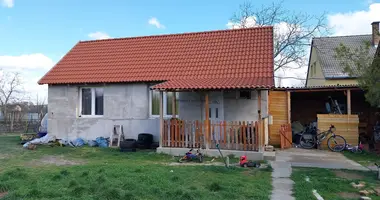 Casa 4 habitaciones en Monor, Hungría