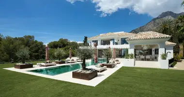 Villa 6 bedrooms in Marbella, Spain