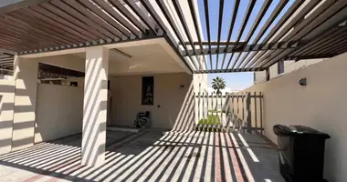 Villa 3 chambres dans Doubaï, Émirats arabes unis
