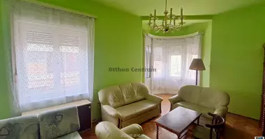 2 room apartment in Papa, Hungary