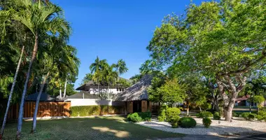 Villa 4 chambres avec Balcon, avec Meublesd, avec Climatiseur dans Altos de Chavon, République Dominicaine