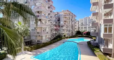 2 room apartment with furniture, with elevator, with air conditioning in Mahmutlar, Turkey