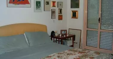 Квартира 55 комнат в Терни, Италия