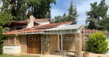 Bungalow 3 bedrooms with furniture, with mountain view, with central heating in Municipality of Kassandra, Greece
