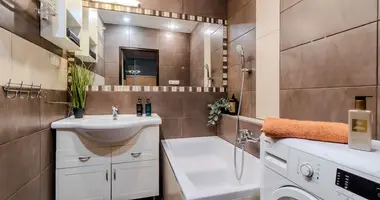 Квартира 3 комнаты в Варшава, Польша