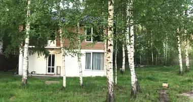 Dom 4 pokoi w Koltushi, Rosja