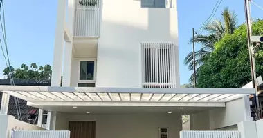 Adosado Adosado 2 habitaciones con Doble acristalamiento, con Balcón, con Amueblado en Pa Tong, Tailandia