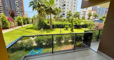 2 bedroom apartment in Mezitli, Turkey